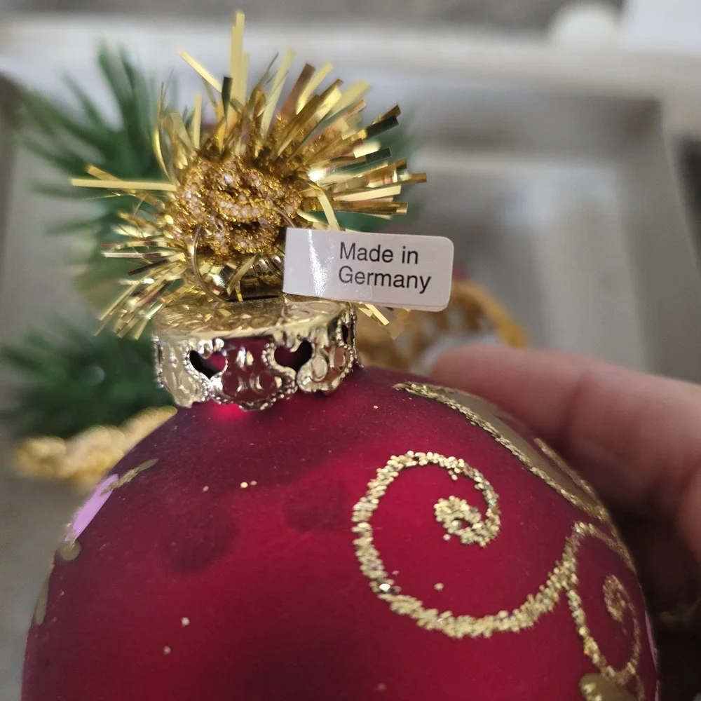Vintage Hand Painted German Glass Christmas‎ Ornaments Set 5 Red Gold Boxed